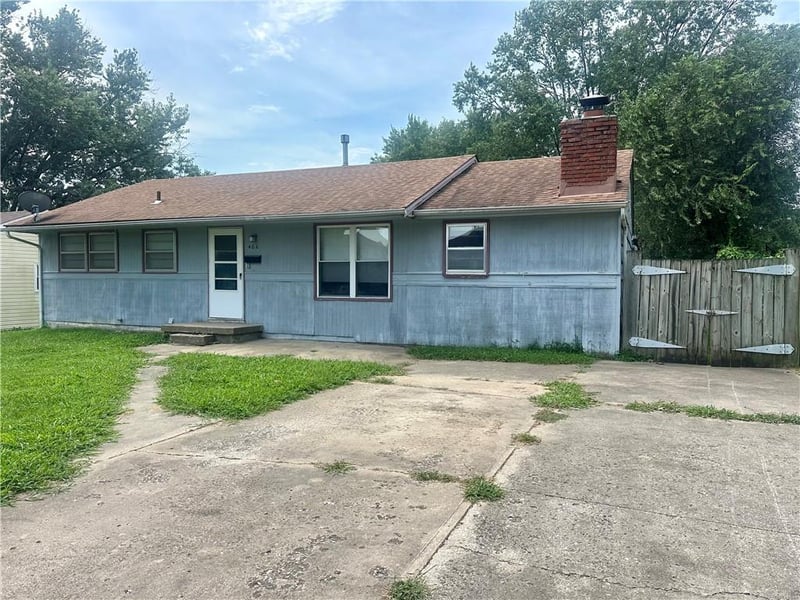 406 Baldwin St, Belton, MO 64012