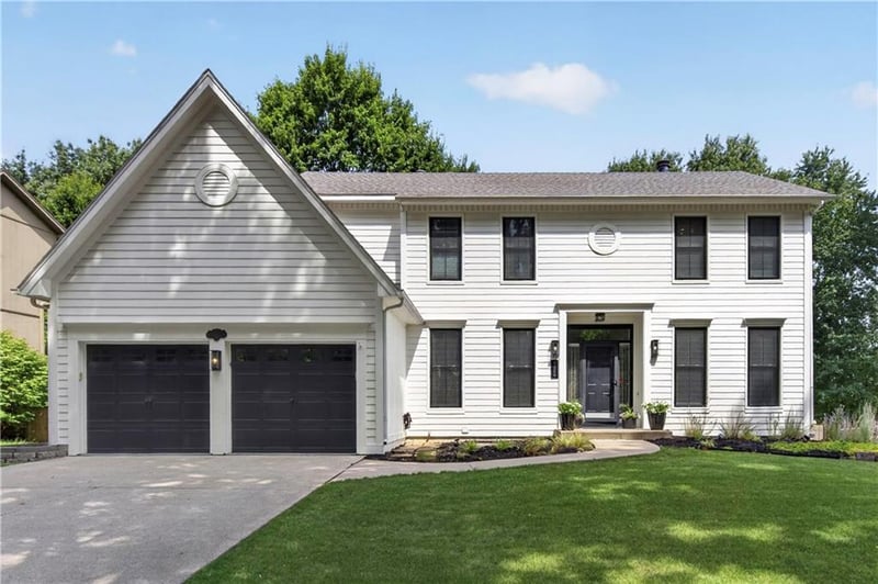 5210 W 157th Pl, Overland Park, KS 66224