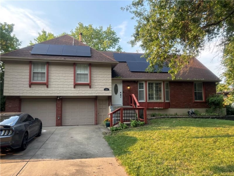 1704 69th Ter, Gladstone, MO 64118