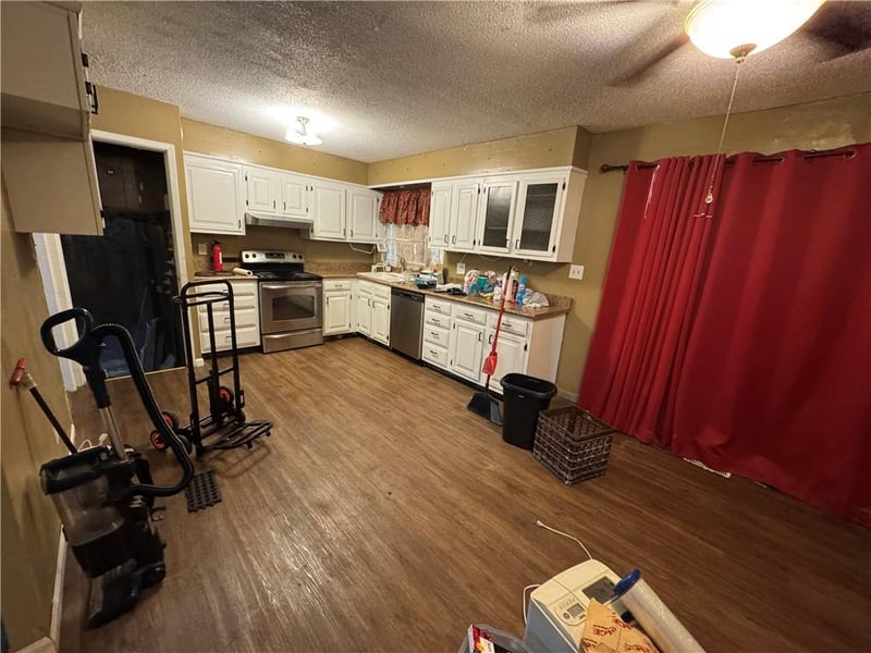 8612 92nd Ter, Kansas City, MO 64138