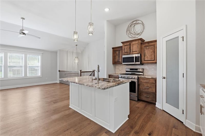 12216 E 89th Ter, Kansas City, MO 64138
