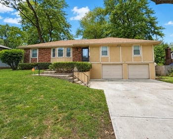 2516 N 83rd Ln, Kansas City, KS 66109