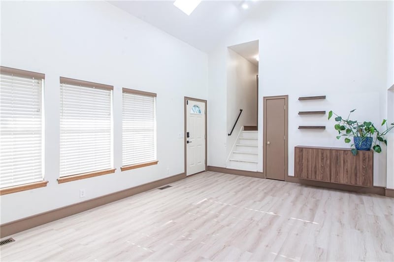 1333 NE Grand Ave, Lee's Summit, MO 64086