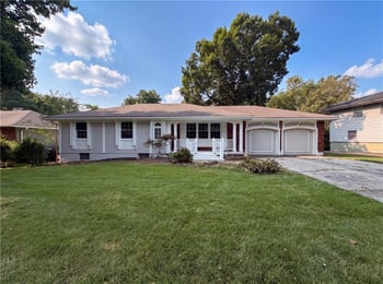 10405 80th St, Kansas City, MO 64138