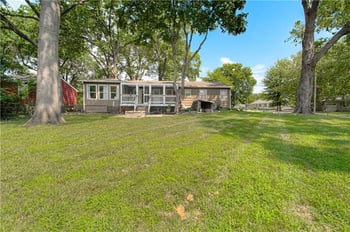 1 W 96th Ter, Kansas City, MO 64114