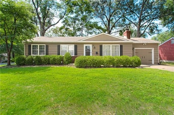 1 W 96th Ter, Kansas City, MO 64114