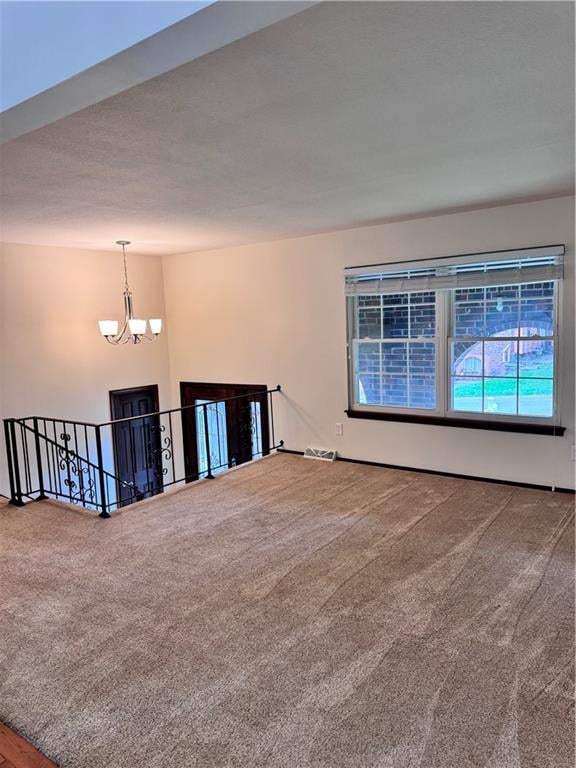 2901 NW Castle Dr, Blue Springs, MO 64015