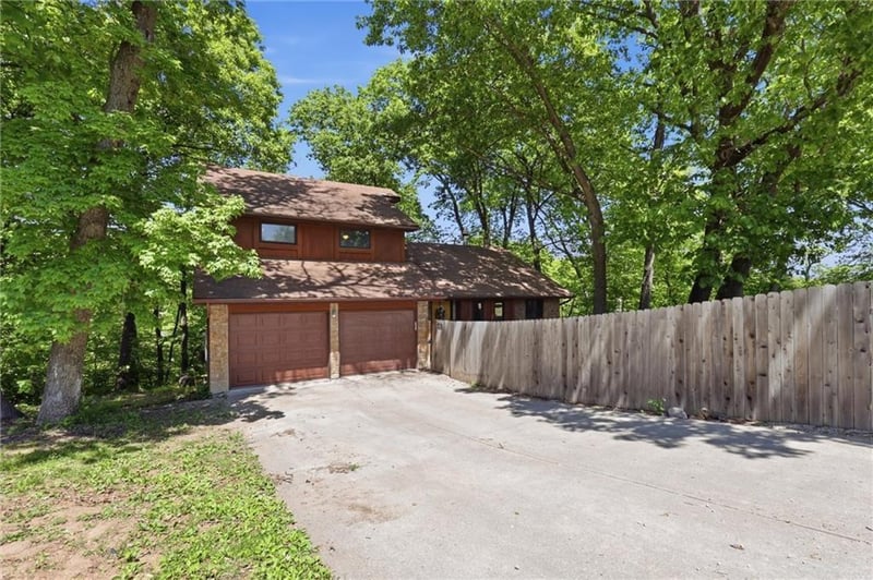 5796 Pine Ln, Holt, MO 64048