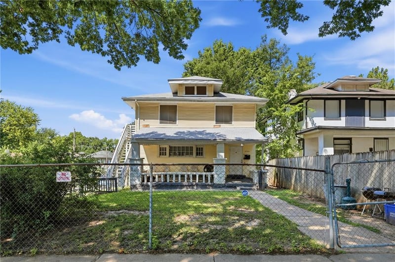 3744 Benton Blvd, Kansas City, MO 64128