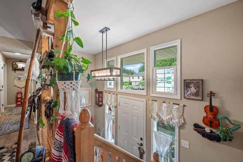 8016 N Garfield Ave, Kansas City, MO 64118