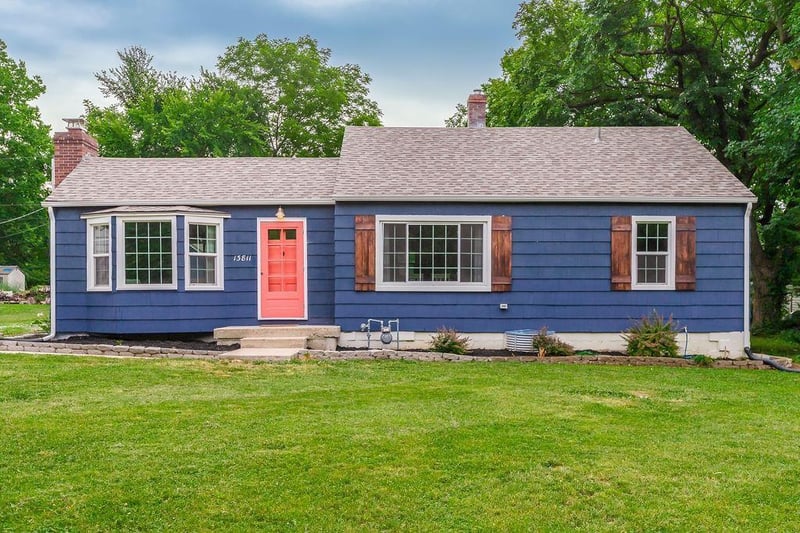 13811 Belmont Ave, Grandview, MO 64030
