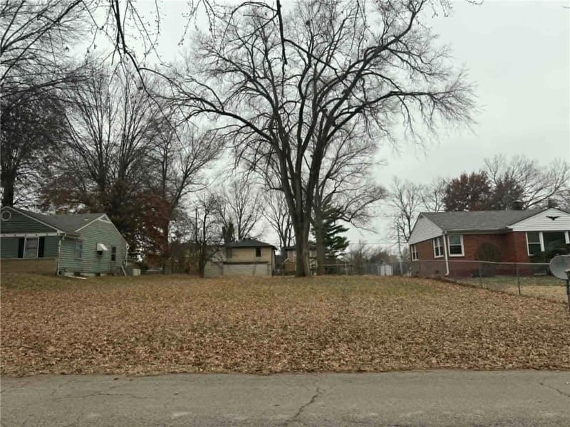 10003 36th St, Independence, MO 64052