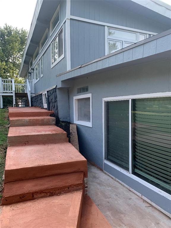 16004 Valentine Ave, Belton, MO 64012