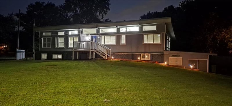 16004 Valentine Ave, Belton, MO 64012