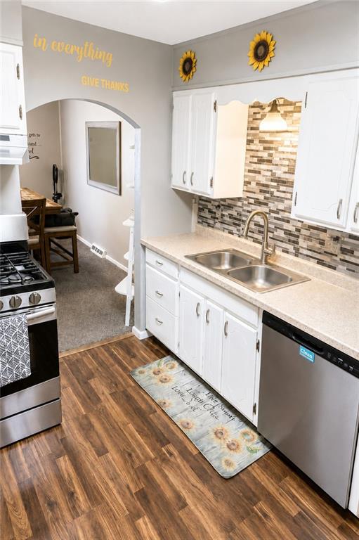 409 Devon St, Independence, MO 64055