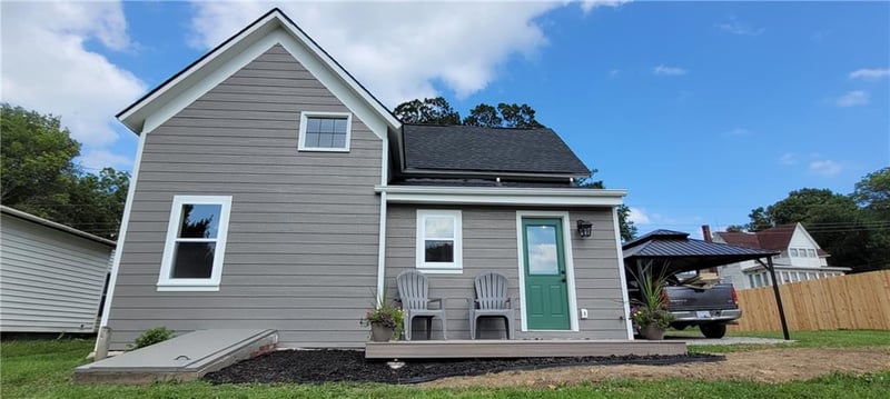 102 Country Club Dr, Rock Port, MO 64482