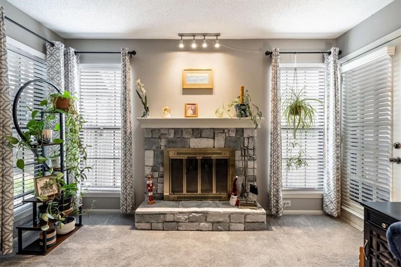 12605 W 110th Ter, Overland Park, KS 66210