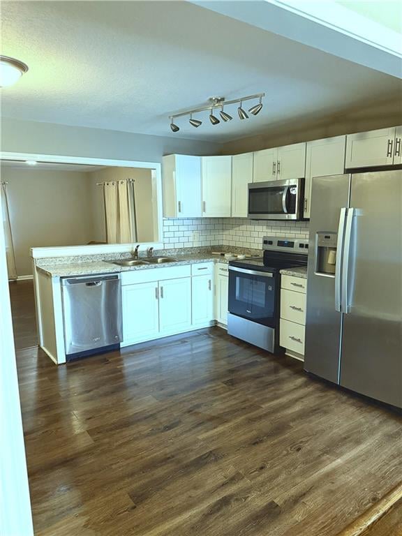9135 Richards Dr, Raytown, MO 64133