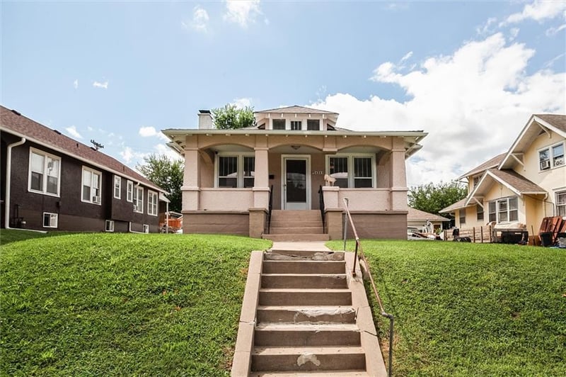 1424 37th St, Kansas City, KS 66106