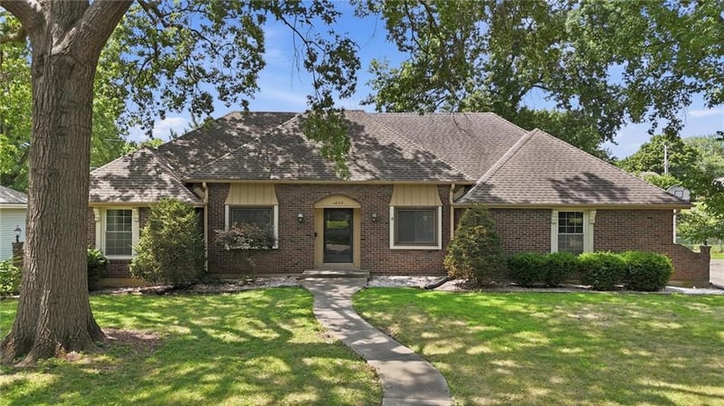 4332 S Dover Ave, Independence, MO 64055