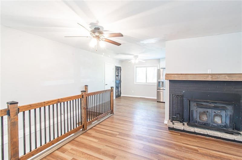 1608 Lee Ln, Pleasant Hill, MO 64080