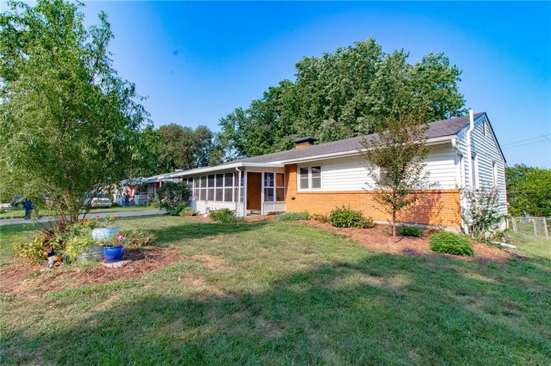 1608 Lee Ln, Pleasant Hill, MO 64080