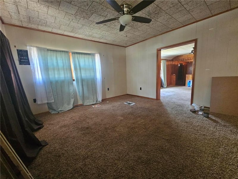521 Washington St, Carterville, MO 64835