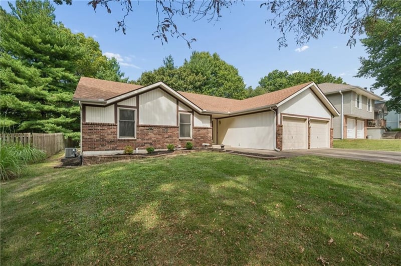 8520 N Campbell St, Kansas City, MO 64155