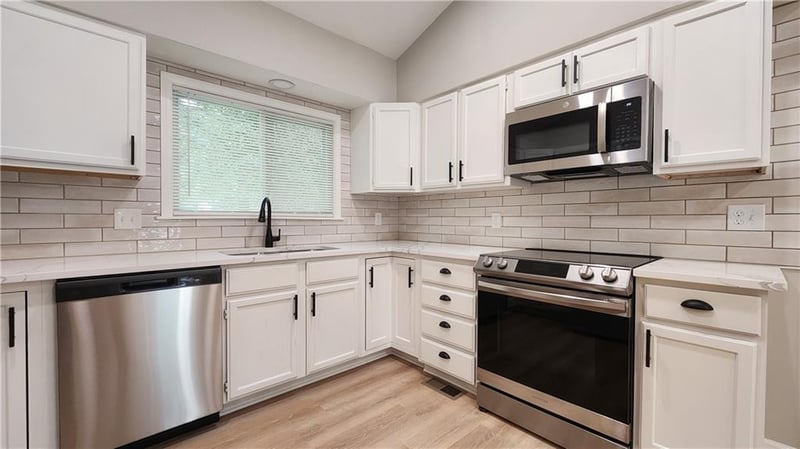 304 Wilshire Blvd, Liberty, MO 64068