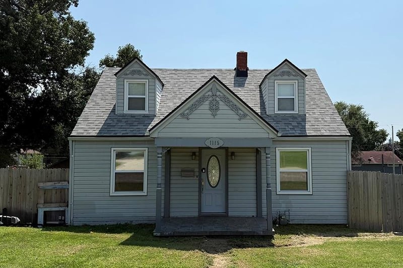 1115 Metropolitan Ave, Leavenworth, KS 66048