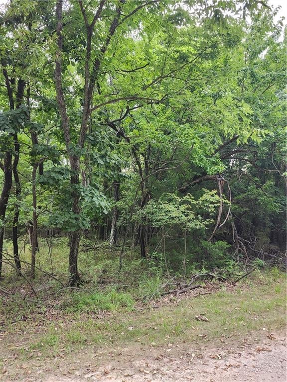 5 Silver Ln, Linn Valley, KS 66040