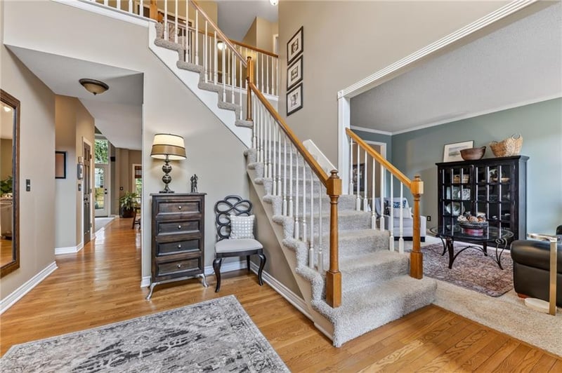 8201 NW 80th Ter, Kansas City, MO 64152