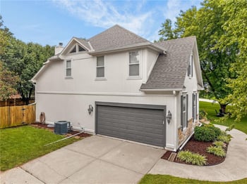 8201 80th Ter, Kansas City, MO 64152