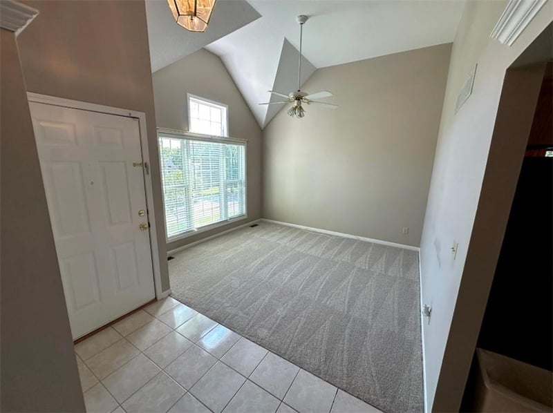 125 NW Whitlock St, Lee's Summit, MO 64081