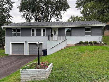 3237 47th Ter, Kansas City, MO 64117