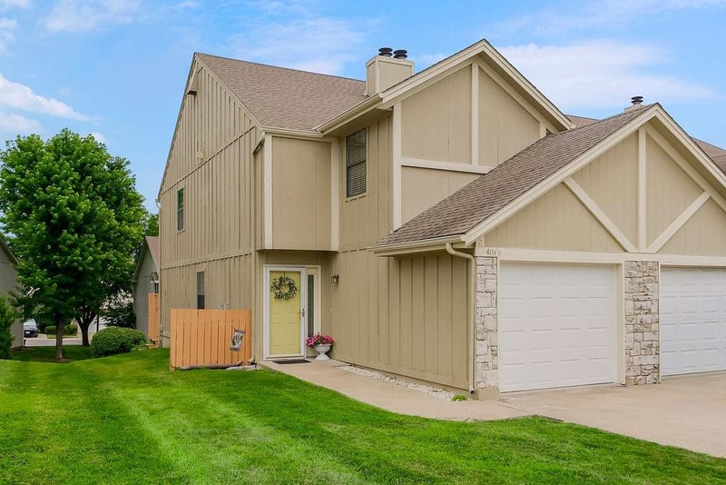 404 6th St #D, Blue Springs, MO 64014