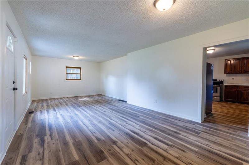 3023 Mitchell Ave, St Joseph, MO 64507