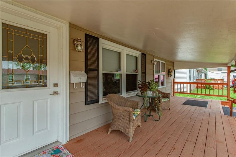 16109 17th St, Independence, MO 64050
