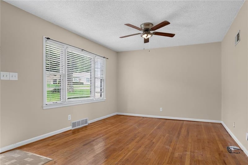 6201 Cedar St, Mission, KS 66205