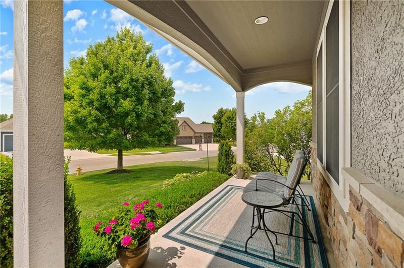13286 Davis Ave, Bonner Springs, KS 66012