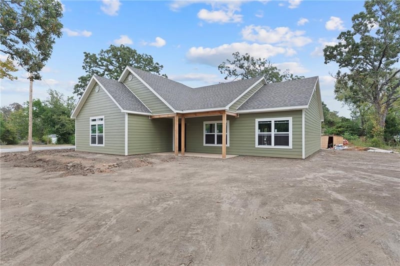 2301 S Main St, Galena, KS 66739