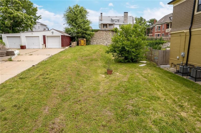 505 Olive St, Kansas City, MO 64124
