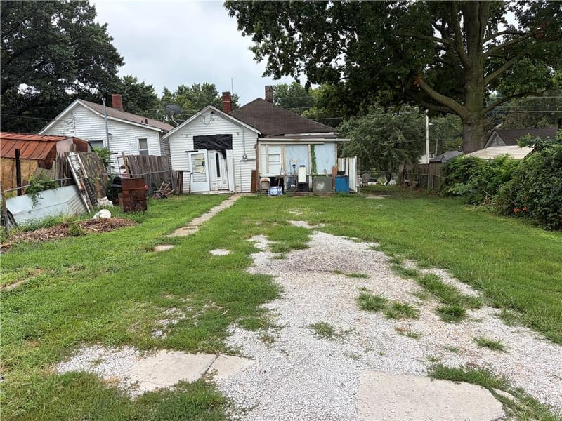 778 Spruce St, Leavenworth, KS 66048