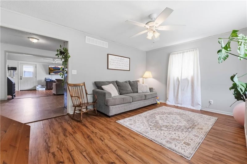 205 N Mulberry St, Adrian, MO 64720