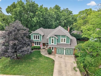 5129 Walden Dr, Kansas City, MO 64151