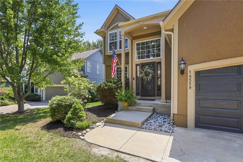 14559 W 152nd Ter, Olathe, KS 66062