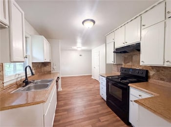 3364 60th Ter, Kansas City, KS 66104