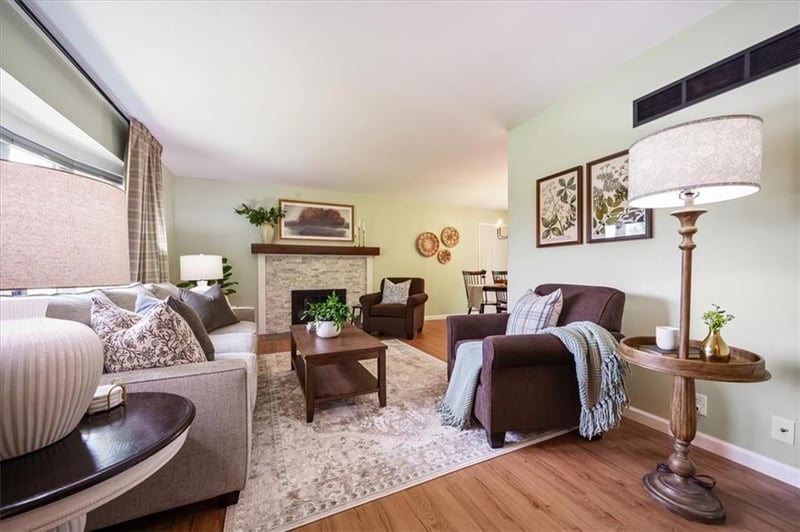 1421 Monterey Way, Lawrence, KS 66049