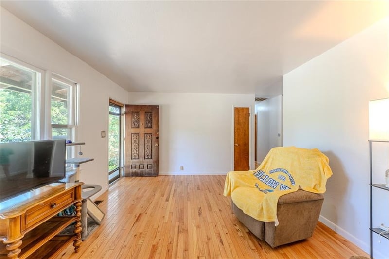 1608 Malcolm Ave, Chanute, KS 66720