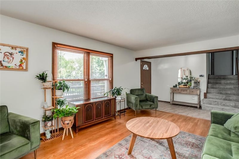 11636 Cherry St, Kansas City, MO 64131